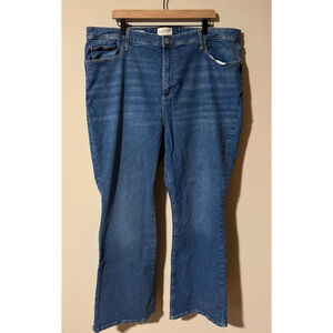 High Rise Slim Bootcut Jeans